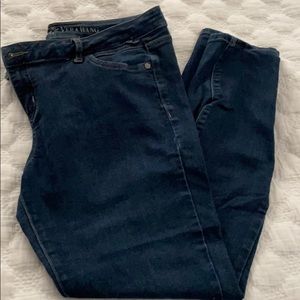 Vera Wang skinny jeans